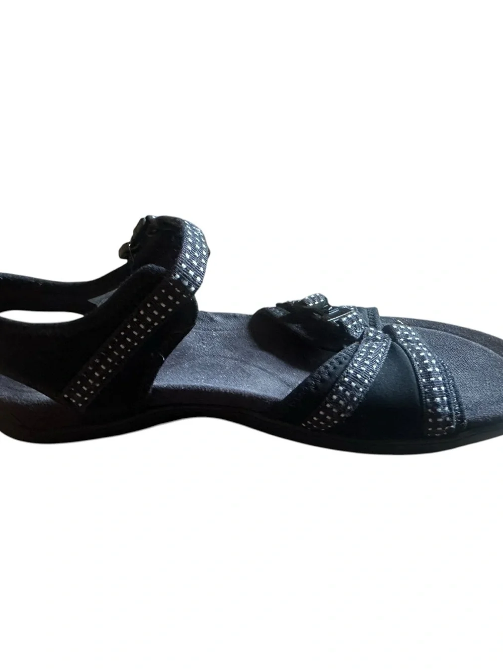 Merrell women’s district